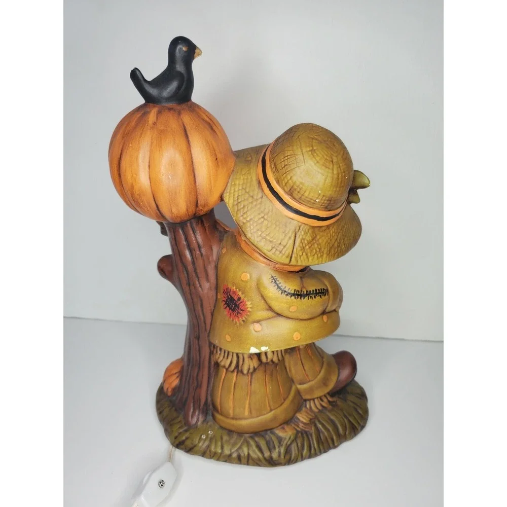 🎃 HALLOWEEN Ceramic SCARECROW w Light Up JACK-O-LANTERN  